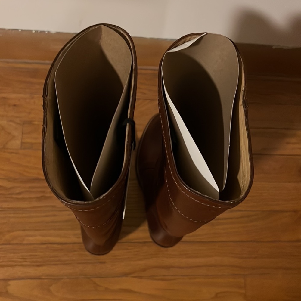 Frye Women’s Boots - Picture 5 of 12